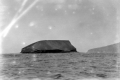 1929 Dr. W.G.N. (Wicher Gosen Nicolaas) van der Sleen COLLECTIE_TROPENMUSEUM_De_Anak_Krakatau_TMnr_10027438