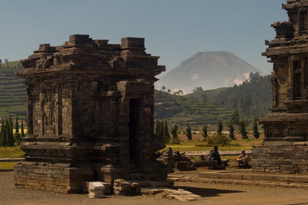 sindoro-from-dieng-plateau-2